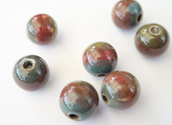 Keramiikkahelmi vihreä/punainen/turkoosi pyöreä 16 mm (2 kpl/pss)