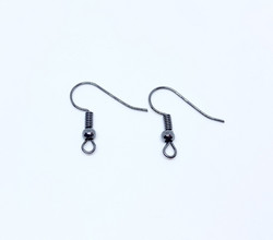 Korvakorukoukku (fish hook) musta 21 x 16 mm (20 kpl/pss)