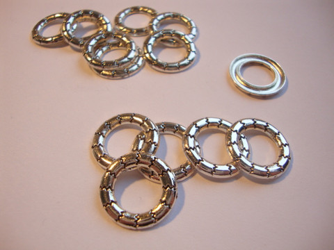 Korulinkki / linkkirengas hopeoitu pyöreä 17 mm (10 kpl/pss)