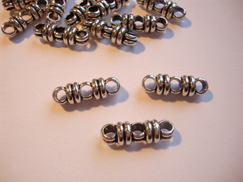 Korulinkki/nauhanjakaja (divider) antiikkihopeoitu 3:lle nauhalle 6 x 20 x 6 mm (10 kpl/pss)