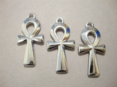 TierraCast Riipus Ankh avain hopeoitu 21 x 10 mm