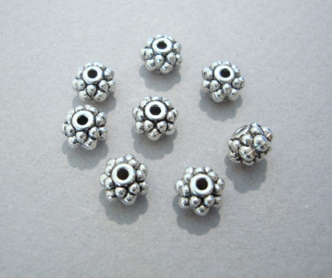 Metallihelmi pyöreä hopeanvärinen 6 x 5 mm (10 kpl/pss)