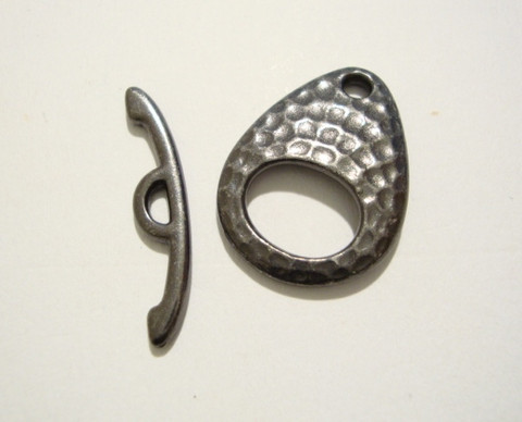 TierraCast Salpalukko Taottu ellipsi musta 22 x 16 mm/salpa 24 mm