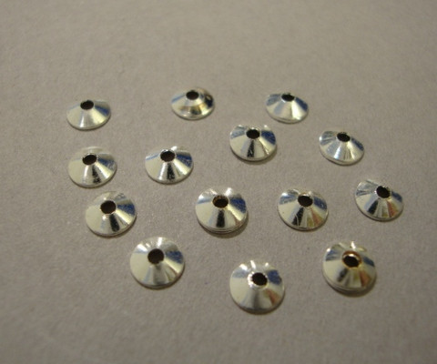 Helmihattu sileä pyöreä hopeoitu 5 mm (20 kpl/pss)