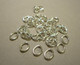 Beadalon Välirengas 7,5 x 8 mm hopeoitu ovaali avattava (10 kpl/pss)
