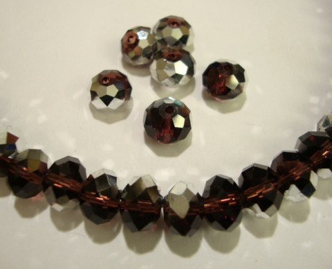 Kristallihelmi  tumma ametisti hopean värisellä pintakäsittelyllä 8 x 6 mm (10/pss)