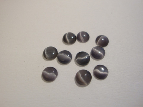 Kapussi musta kissansilmälasi puolipyöreä 6 mm (10 kpl/pss)
