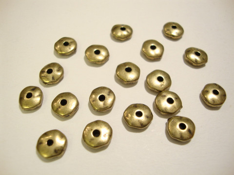 TierraCast Metallihelmi/välihelmi Heishi pronssi nuggetti 7 mm (20/pss)