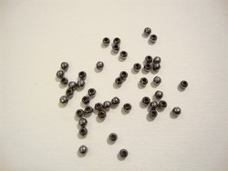 Metallihelmi musta pyöreä 2 mm (100 kpl/pss)