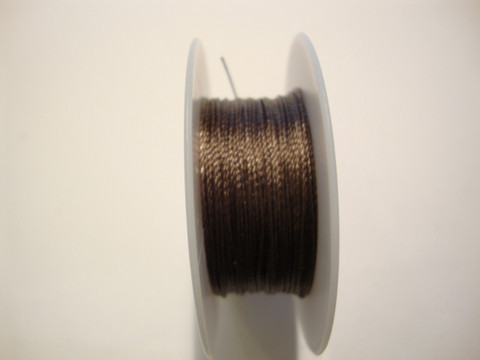 Silkon-nylonhelmilanka #03 tummanruskea (18,2 m/kela)