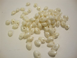 Miyuki siemenhelmi kerman valkoinen pitkä Magatama 7x4 mm LMA421 (10 g/pss)