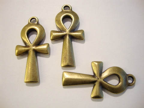 TierraCast Riipus Ankh avain pronssinvärinen 31 x 14 mm
