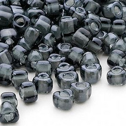 Miyuki siemenhelmi kolmio 4x4x3 mm harmaa-valkoinen sisus TR1841 (10 g/pss)