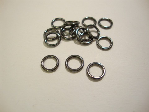 Välirengas 5 x 1 mm suljettu/kiinteä musta (30 kpl/pss)