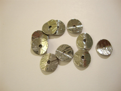 TierraCast Metallihelmi/helmihattu hopeoitu Aaltoileva 10 mm (4/pss)