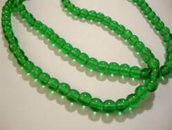 Tsekkiläinen lasihelmi smaragdin vihreä pyöreä 4 mm (50/pss)