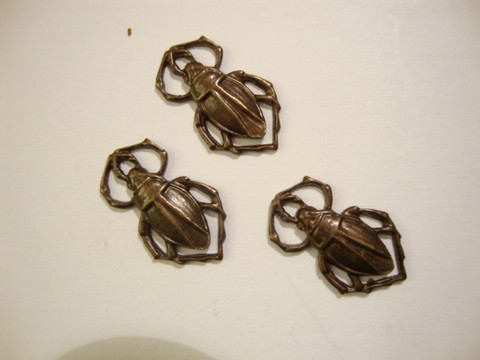 Vintaj Scarabee riipus 16 x 10 mm