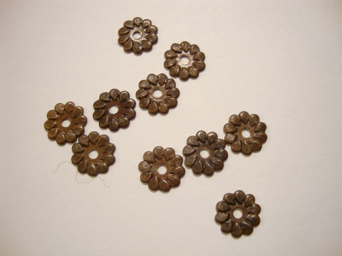 Vintaj Kukka niitinkoriste 7,5 mm (4 kpl/pss)