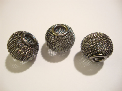 Verkkohelmi/punoshelmi teräs harmaa 13 x 16 mm, reikä n. 5 mm