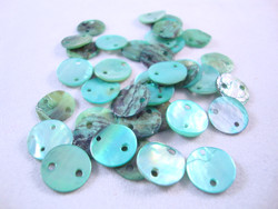 Simpukkahelmi/-linkki Teal pyöreä litteä 10 mm, 2 reikäinen (10/pss)
