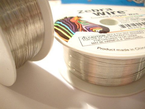 Zebra Wire hopeoitu kuparilanka 0,25 mm = 30 gauge (196 m/kela)