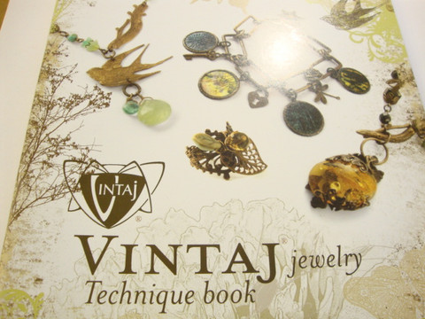 Vintaj-kirja: Jewelry Technique