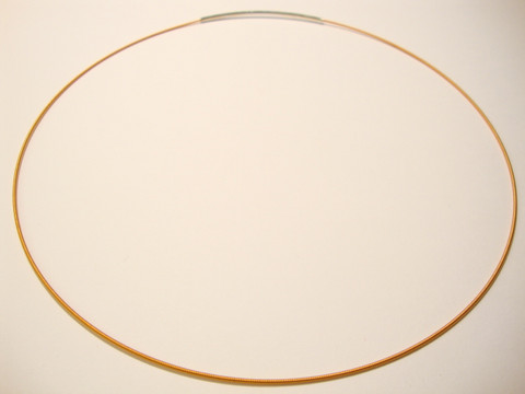 Valmis vaijeri kaulakoruun 45 cm x 1 mm terra/oranssi