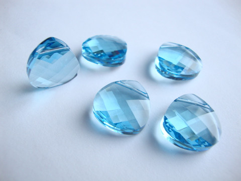 Swarovski kristalli brioletti vaalean sininen / Aqua 15 x 14 mm