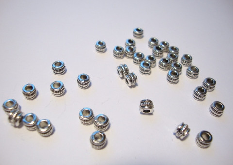 Metallihelmi/välihelmi (rondelli) antiikkipatina 4 x 3 mm (30 kpl/pss)