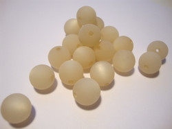 Polarishelmi luonnonvalkoinen (cream) matta 8 mm (4 kpl/pss)