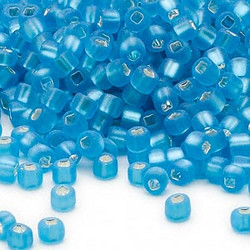 Japanilainen siemenhelmi matta läpikuultava vedensininen #06 (n.3,3 mm/reikä n. 1,7 mm) 10 g pussi
