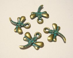 Boho riipus Sudenkorento kuparipatina 14 x 12 mm (4 kpl/pss)