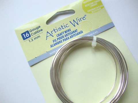Beadalon Artistic Wire -metallilanka tummumaton hopeoitu 16 Gauge  = 1,29 mm (3 m kela)