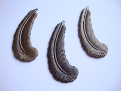 Vintaj Feather Plume -sulkariipus 46 mm