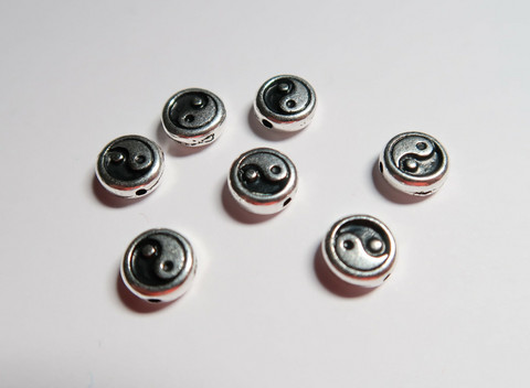 TierraCast metallihelmi Yin Yang hopeoitu 7,5 mm (2 kpl/pss)