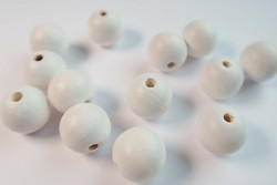Rayher Puuhelmi valkoinen matta 20 mm (8 kpl/pss)