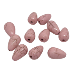 Posliinihelmi Pisara vaaleanpunainen 16x10 mm, reikä n. 1,5 mm (10 kpl)