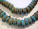 Keramiikkahelmi turkoosi/vaalean ruskea rondelli 12 x 6 mm (10/pss)