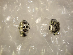 TierraCast Metallihelmi Buddha hopeoitu 13,5 x 10 mm