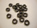 TierraCast Metallihelmi kierretty rengas musta 8 mm (4 kpl/pss)