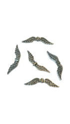 Metallihelmi enkelin siivet hopea 31 x 8 mm (4 kpl)