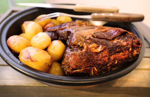 SÄRÄISÄNNÄN PERUSSETTI, KOKONAISPAINO 2,85 KG