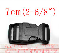 Muovilukko Musta 7x3cm: 1kpl