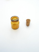 Ruskea lasipullo: 1.8x1,3cm/ 6kpl