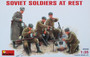 Soviet soldiers at rest 1/35