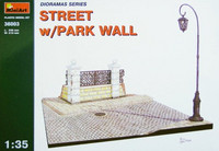 Street with Park Wall 1/35