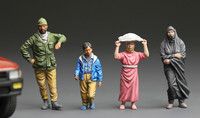 Middle Easteners in the Street 1/35