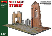 Village Street 1/35