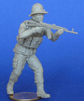 Russian soldier, standing, firing, Afghanistan 1/35