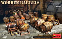 Wooden Barrels  1/35